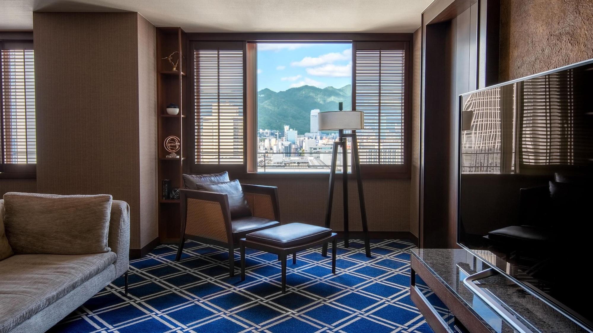 Oriental Hotel Kobe Exteriör bild A room at the hotel