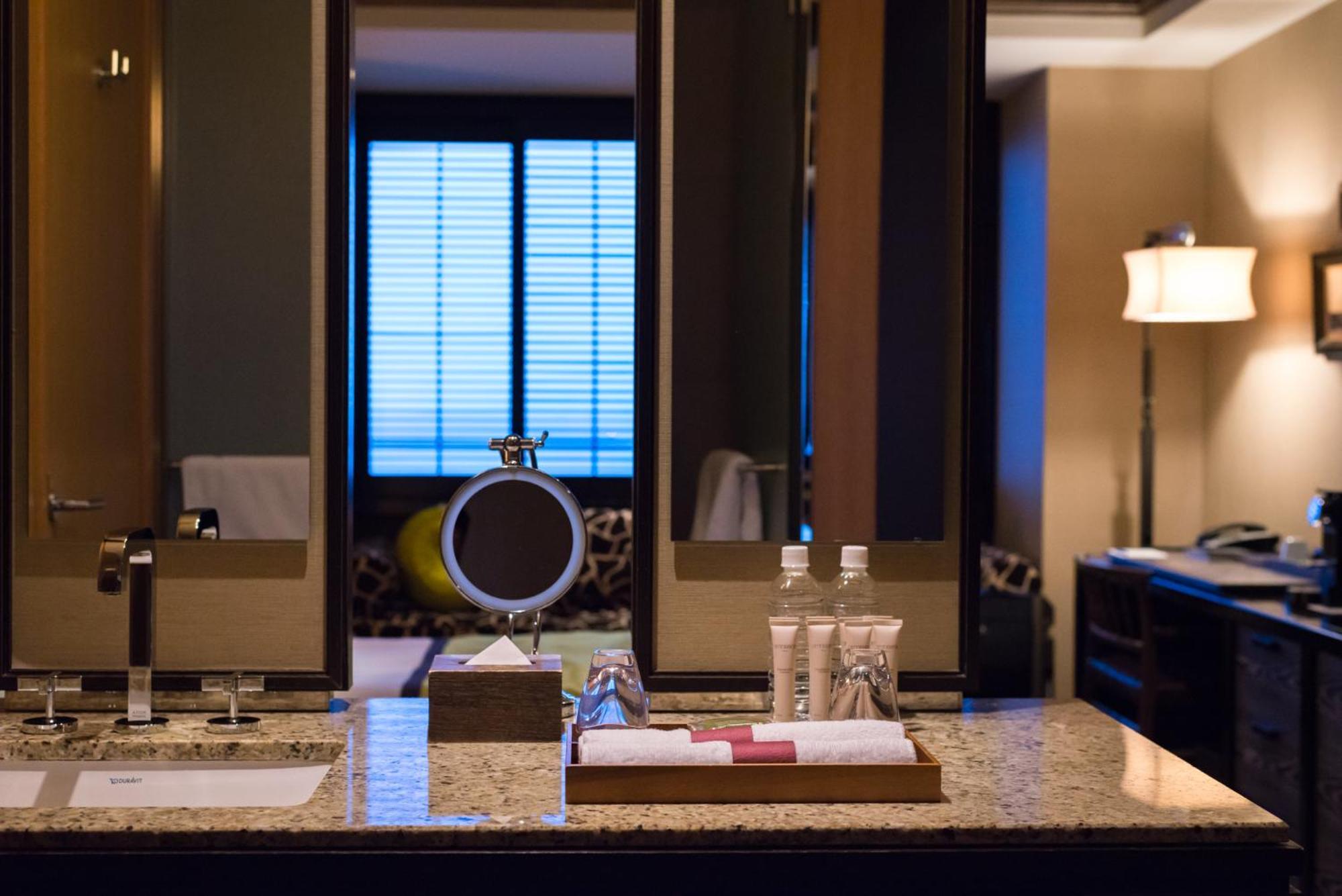 Oriental Hotel Kobe Exteriör bild Bathroom